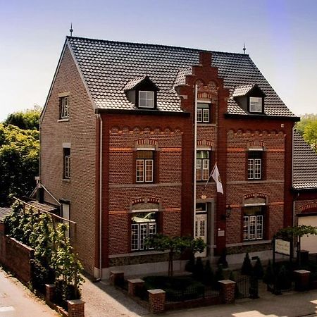 B&B Huyze Max Dilsen-Stokkem Exterior foto
